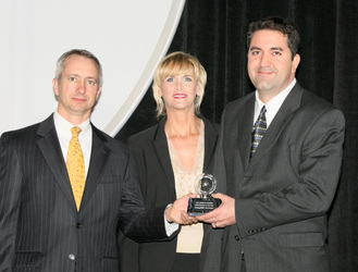 Marco Barroso, Associate Director of IT, Receives Innovator of the Year Award
